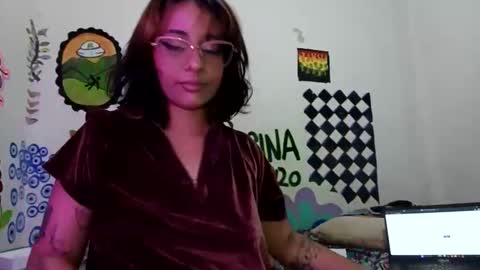Snapshot of kira_adam chatting on 05.18.26 Kira online show from 05.18.26