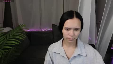 Snapshot of kira_bliss_ chatting on 06.24.26 kira_bliss_ online show from 06.24.26