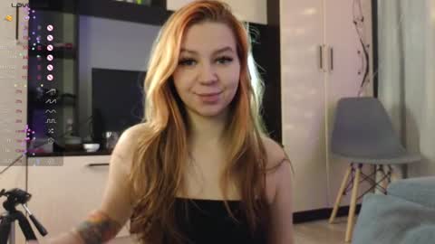 Kira Briis online show from 01.12.25