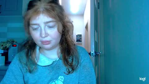 Snapshot of kira_foxy_ chatting on 06.01.26 Kira online show from 06.01.26