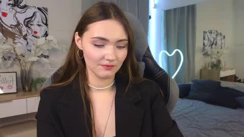 Snapshot of kira_jin chatting on 03.04.25 kira_jin online show from 03.04.25