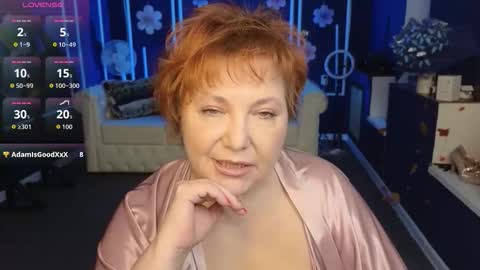 Kira Kennet online show from 11.09.25