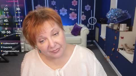 Kira Kennet online show from 11.10.25