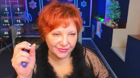 Kira Kennet online show from 12.15.25