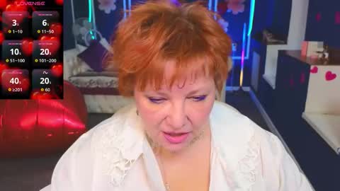 Kira Kennet online show from 02.19.26