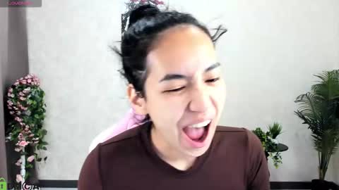 Aura online show from 10.24.25