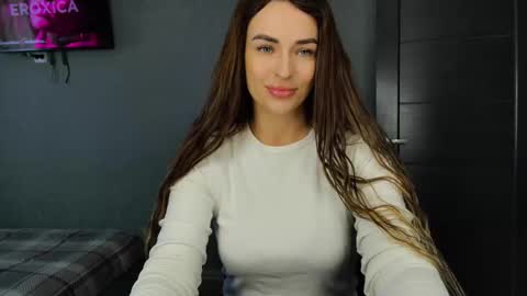 Snapshot of kira_love1 chatting on 04.22.26 Kira love1 online show from 04.22.26