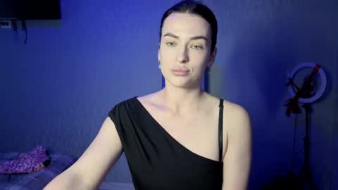 Snapshot of kira_love1 chatting on 05.16.26 Kira love1 online show from 05.16.26