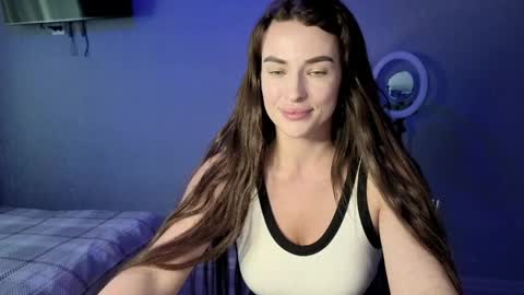 Snapshot of kira_love1 chatting on 05.27.26 Kira love1 online show from 05.27.26