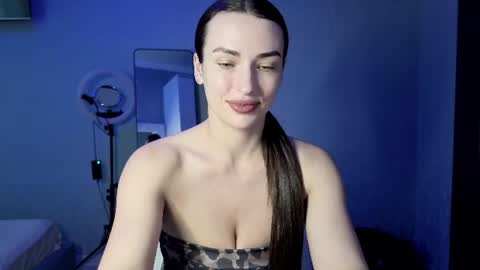 Snapshot of kira_love1 chatting on 06.10.26 Kira love1 online show from 06.10.26