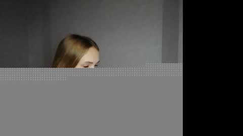 Snapshot of kira_morekiss chatting on 02.01.25 kira_morekiss online show from 02.01.25