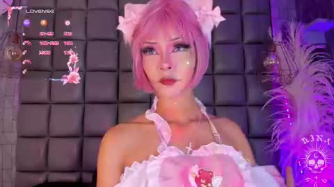 Snapshot of kira_vance chatting on 06.15.26 Kira online show from 06.15.26
