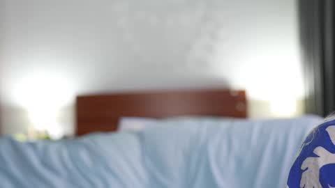 kira bloom online show from 04.11.26