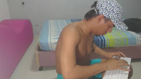 Snapshot of kirah_69 chatting on 01.12.25 kirah_69 online show from 01.12.25