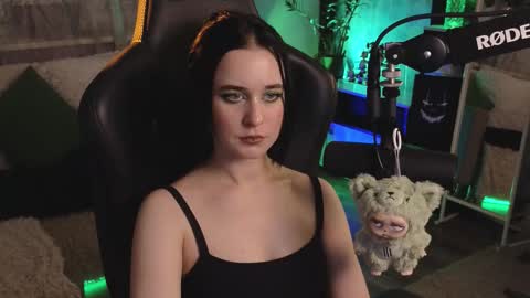 Kira    online show from 11.06.25