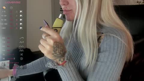 Kira online show from 11.18.25