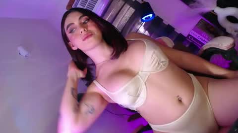 Snapshot of kiramillerxx chatting on 09.09.25 Its your girl KIRA online show from 09.09.25