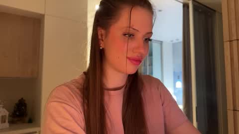 Snapshot of kiramystery chatting on 01.16.26 Kira online show from 01.16.26