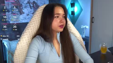 Kira online show from 02.12.25