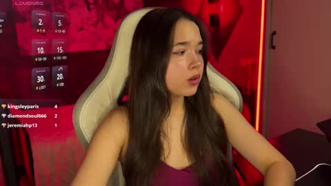 Kira online show from 02.14.25