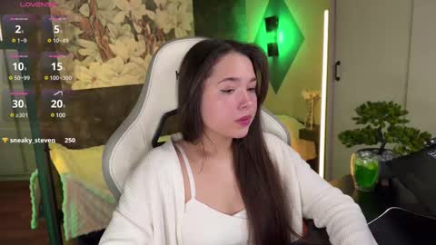 Kira online show from 02.20.25