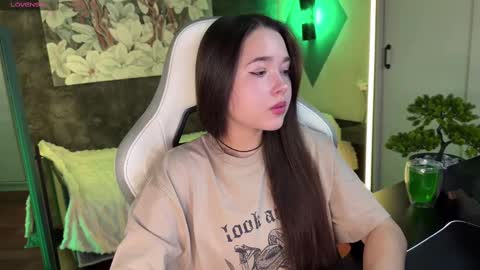 Kira online show from 02.22.25