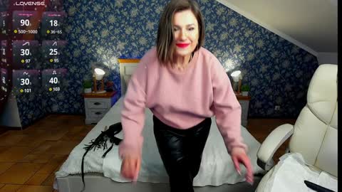 Kira online show from 02.05.25