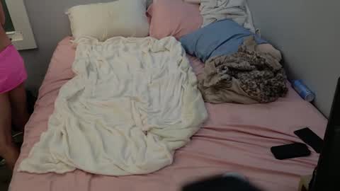 Onya online show from 12.25.24