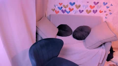 Snapshot of kirraa_ chatting on 02.19.25 Kira online show from 02.19.25