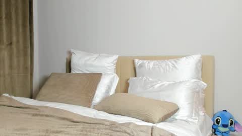 Kira online show from 01.18.26