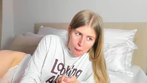 Kira online show from 03.15.26