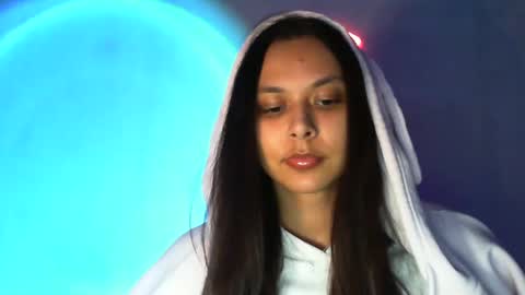 kiss_ameliaa online show from 02.18.25