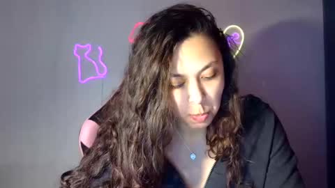 kiss_ameliaa online show from 02.25.25