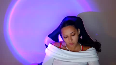 kiss_ameliaa online show from 09.24.25