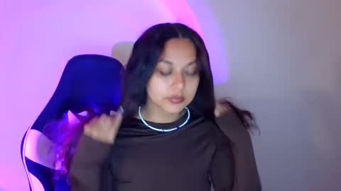 kiss_ameliaa online show from 10.02.25