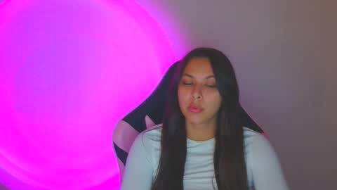 kiss_ameliaa online show from 10.24.25