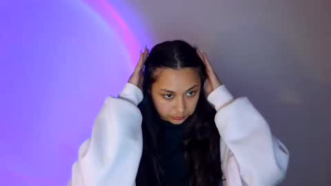 kiss_ameliaa online show from 10.28.25