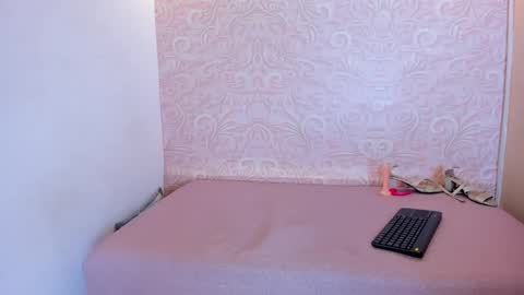 kiss_hott15 online show from 02.01.25