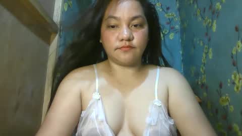 Snapshot of kiss_me_loves chatting on 01.26.25 kiss_me_loves online show from 01.26.25