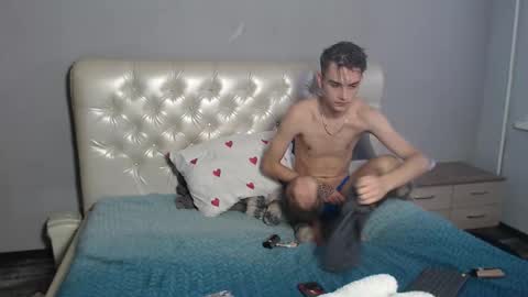 Snapshot of kiss_storm chatting on 10.27.25 Angela and Dan online show from 10.27.25