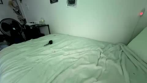 Kissah Kreampuff online show from 01.26.25