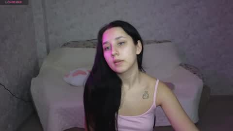 Snapshot of kisses_eva chatting on 06.14.26 Hot Eva online show from 06.14.26