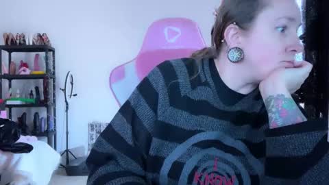 Snapshot of kissica chatting on 02.16.26 kissica online show from 02.16.26