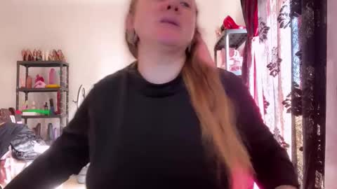 Snapshot of kissica chatting on 02.19.26 kissica online show from 02.19.26