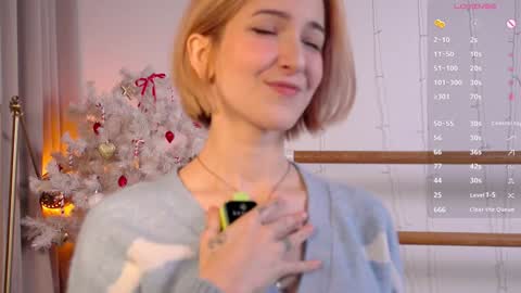 Snapshot of kisskiss_muah chatting on 12.13.24 Kate online show from 12.13.24