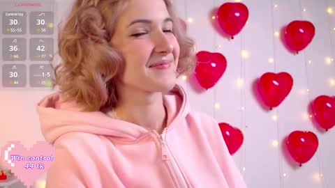 Snapshot of kisskiss_muah chatting on 02.14.25 Kate online show from 02.14.25