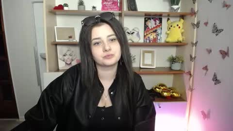 Snapshot of kissleoxx chatting on 05.14.26 kissleoxx online show from 05.14.26