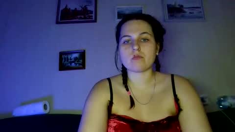 kissmari16 online show from 10.14.25