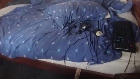 Snapshot of kissmycockandballs chatting on 09.17.25 Your Man online show from 09.17.25