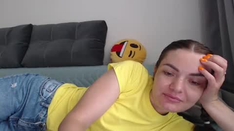 Snapshot of kitcatheaven4u chatting on 07.18.26 Im Amaia Everyone Merry Christmas online show from 07.18.26